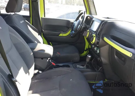 2016 Jeep Wrangler Unlimited Sahara из США, поврежденный, VIN 1C4BJWEG4GL290542